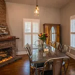 Carriage Way Inn Bed & Breakfast Adults Only - 21 Years Old And Up