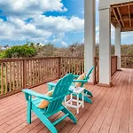 Tucker Hideaway At Seagate
