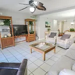 Sea Place 14152