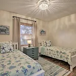 Sunny St Augustine Condo With Wifi - Walk To Beach!
