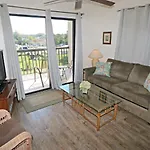 Ocean Village Club A32