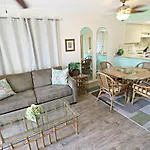 Ocean Village Club A32