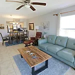 Ocean Village Club I23