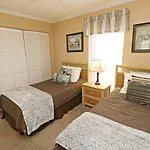 Sea Place 15271