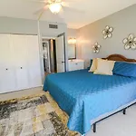 Creston House 6D