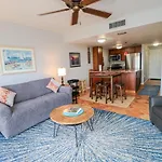 Creston House 12E