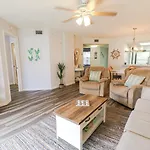 Ocean Village Club R12