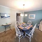 Quail Hollow A8-1U Condo