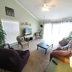 Quail Hollow A8-1U Condo