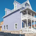 Granada Street House