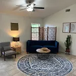 3 Bedroom Duplex House, Close To Beach & Downtown!