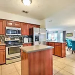 St Augustine Island Home With Patio, Walk To Beach!