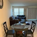 Beautiful 3 Bedroom With Resort Style Amenities