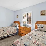 6206 Courtyard Villa 2Nd Fl S