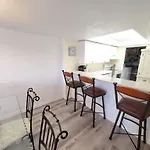 Island House D222 Condo