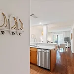 3121 Ocean Side 1St Floor Ne