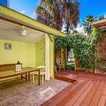 Downtown Gem- Dog Friendly Walk To Everything