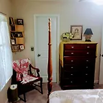 Dana Estate\'S