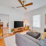 Updated Early 1900S 2Br Cottage Walking Distance To Downtown With Onsite Parking