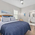 Oneida Charmed - Historic Cottage W Modern Flair