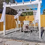 Lux Beach Cabana - Close To Beach & Restaurants