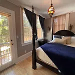 1001 Nights Historic Bed And Breakfast Adults Only