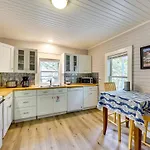 Old Florida Cottage In St Augustine With Porch!