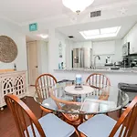 Ocean Village Club N15