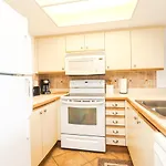 Ocean Village Club N22