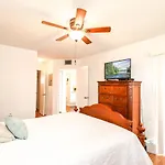 Ocean Village Club N22