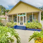 Pet-Friendly St Augustine Home Steps To Downtown!