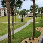 P26 - Ocean Village Club