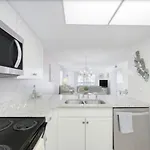 Oasis 21 Oceanfront With Pool