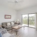 Ocean Village Club Q33