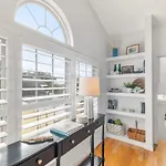 4Br House, 2 Blocks From The Beach