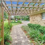 Take A Stroll By The Park - Pet And Family Friendly