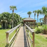 Ocean Village Club Q23