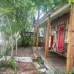 150-Year-Old Lincolnville Cottage 3Bedroom 2Bath