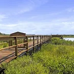 Bella Vista Waterfront Villa