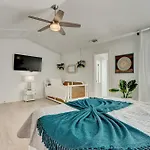 Classy Bohemian Beach Cabana- Close To Beach