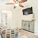 St Augustine Apt With Hot Tub Access About 1 Mi To Beach
