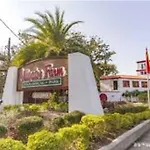 Beach Side Complex B23 1 Bed 1 Bath W/Heated Pool