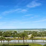 Upscale Oceanfront Condo With Panoramic Views And Pool