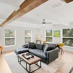 Park It At The Butterfield Garage, Historic Pre-Prohibition Style Apt In The Heart Of Downtown