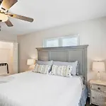 Rave Reviews For Waterway Views Spa Comfy Beds Bring Your Boat