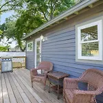 The Lincolnville Loft Sunny Patio With Bbq