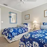 Oceanfront Summerhouse Condo Pool Tennis Bbq