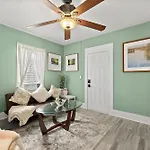 Casa Maria 3- Historic Charming Apt, Steps To Everything Downtown!