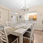 Seaside Escape - Spacious 3 Bedroom Ground Floor Condo - Steps To Atlantic Ocean