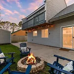 The Captians Quarters - A Unique Family Experience, Close To Downtown And Beaches